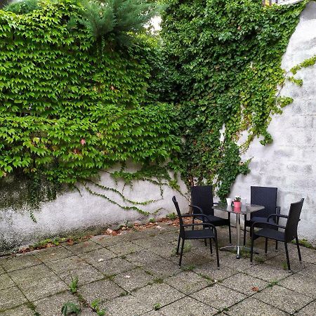 Kate & Jenny - Two-Level Apartment In The Old Town Bratislava Extérieur photo