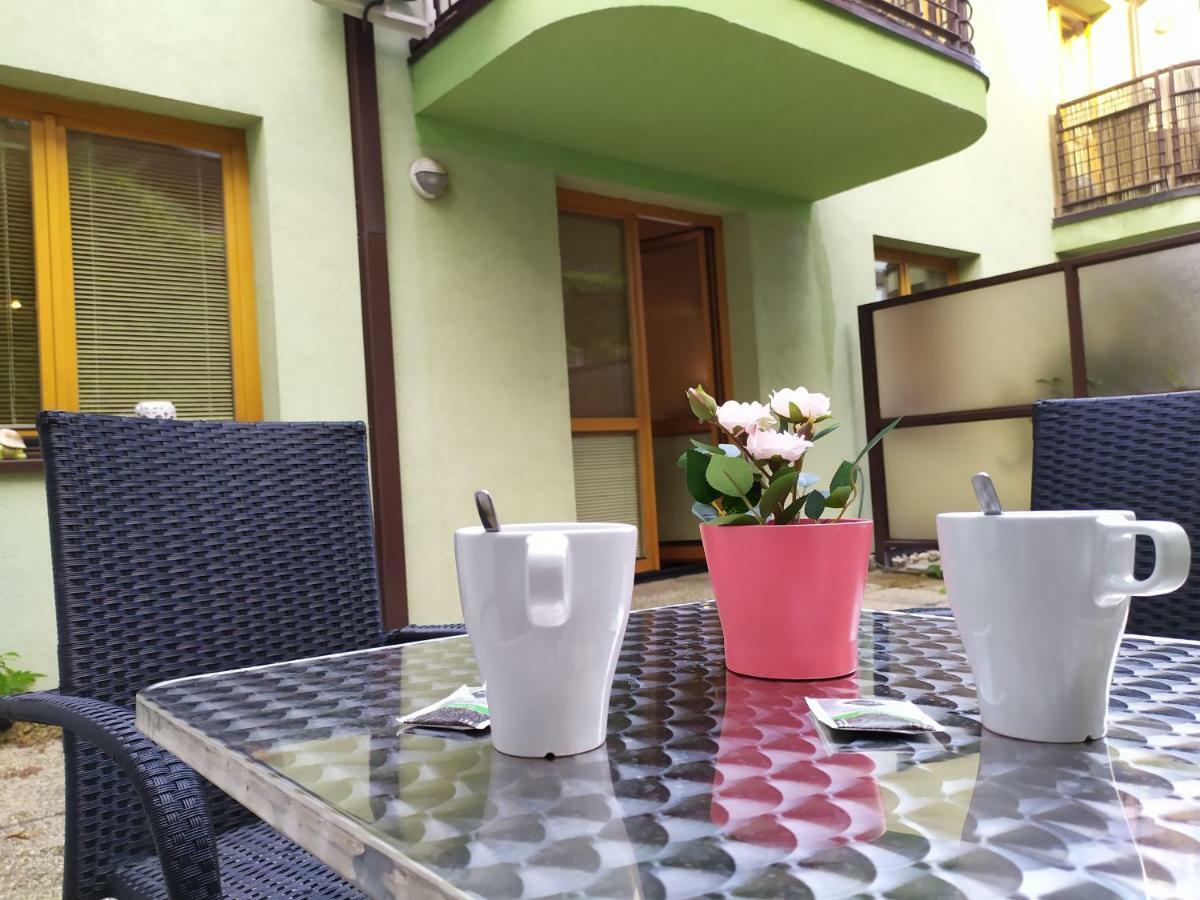Kate & Jenny - Two-Level Apartment In The Old Town Bratislava Extérieur photo