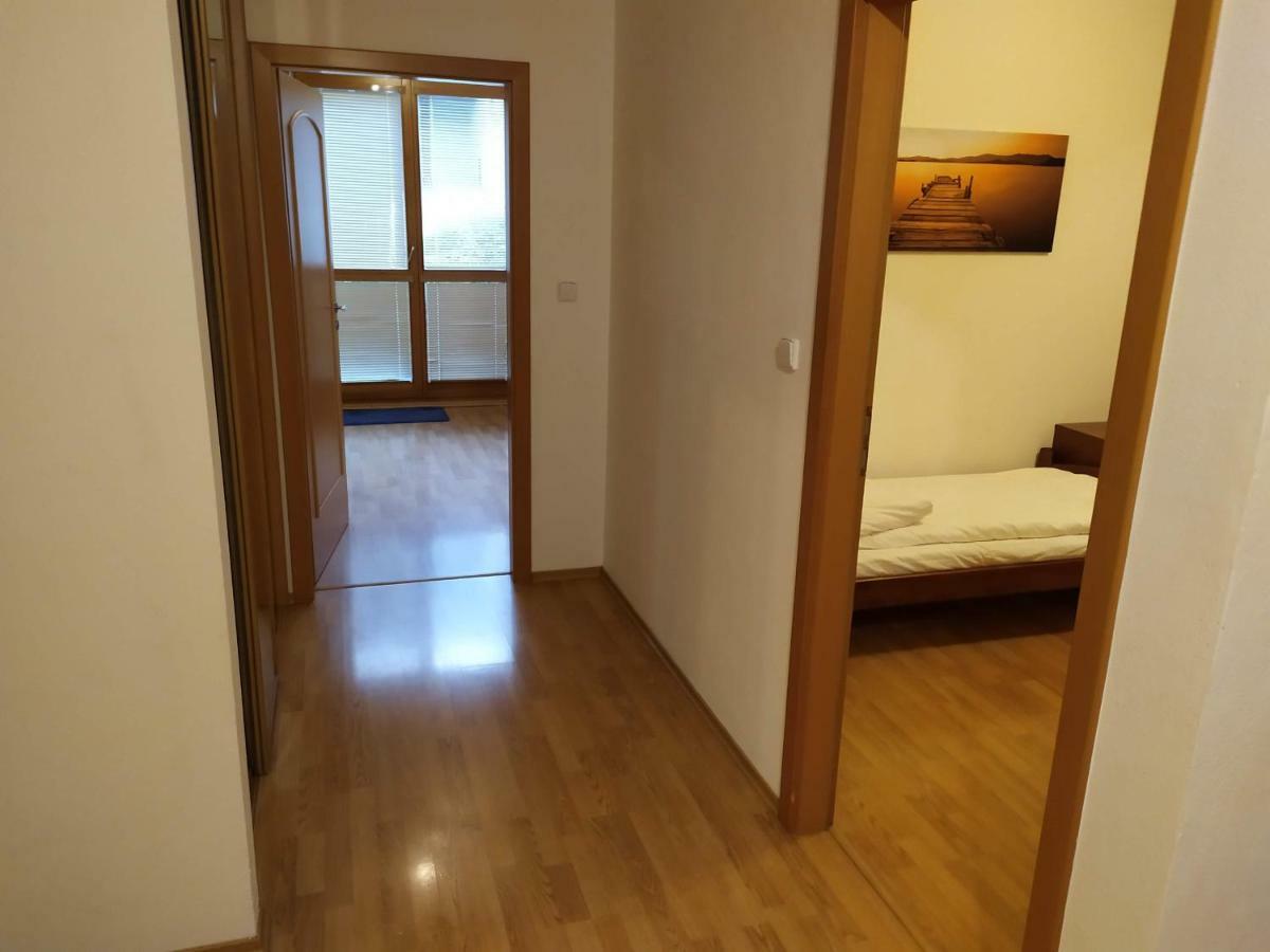 Kate & Jenny - Two-Level Apartment In The Old Town Bratislava Extérieur photo