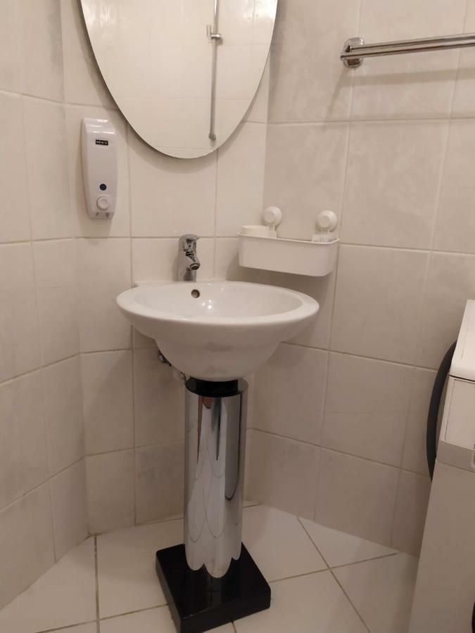 Kate & Jenny - Two-Level Apartment In The Old Town Bratislava Extérieur photo